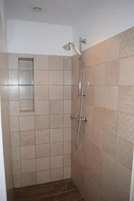 Salle de bains dans l'établissement Zélie Gîte
