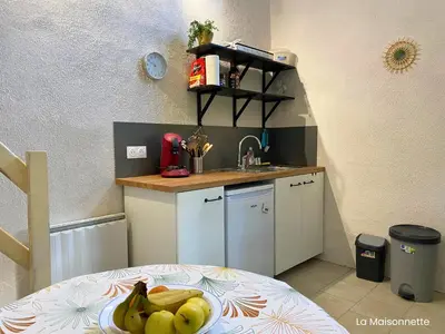 Cuisine ou kitchenette dans l'établissement Domaine de la Closerie Champêtre - Gîte 1 chambre 1-2 personnes