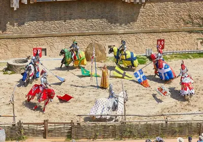 Enfants séjournant dans l'établissement Camping Domaine de la Brèche