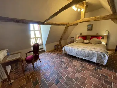 Un ou plusieurs lits dans un hébergement de l'établissement Superbe Gîte Éco-rénové au Calme, Proche Châteaux - FR-1-381-622