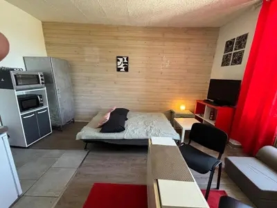 Cuisine ou kitchenette dans l'établissement Studio vue sur Loire proche Centre-ville
