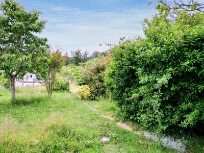 Plan de l'établissement Maison familiale avec jardin à Blois, Parking privé
