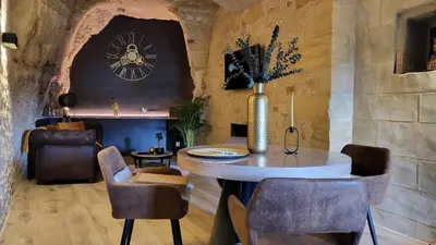 Coin salon dans l'établissement Wine Not