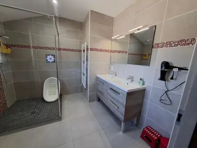 Salle de bains dans l'établissement Rodoudou