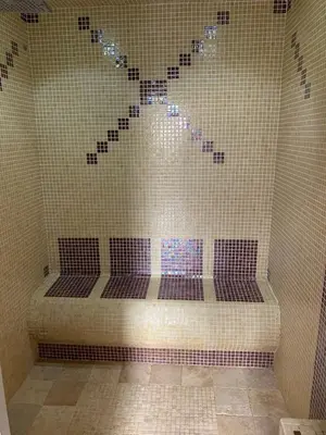 Un ou plusieurs lits dans un hébergement de l'établissement House with hammam between city and circuit