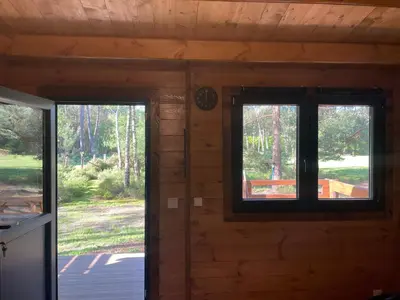 Jardin de l'établissement Chalet dans les bois