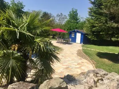 Jardin de l'établissement Les Acacias