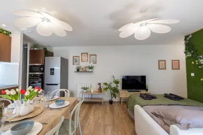Cuisine ou kitchenette dans l'établissement L'Escapade Végétale - Centre Ville