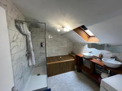 Salle de bains dans l'établissement Appartement 2 chambres - Oliver's home