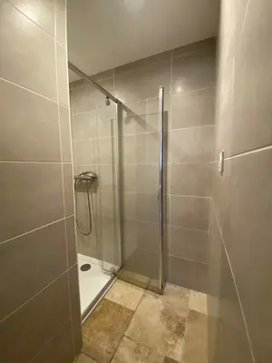 Salle de bains dans l'établissement La Cabane Mini Enchantée !