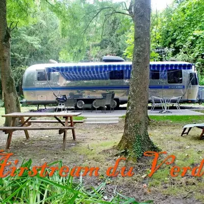 Escapade insolite dans une Airstream vintage en Anjou - FR-1-622-111