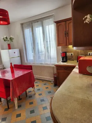 Cuisine ou kitchenette dans l'établissement Maison Fatonnette