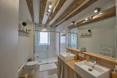 Salle de bains dans l'établissement Chambres d'hôtes Le Theil