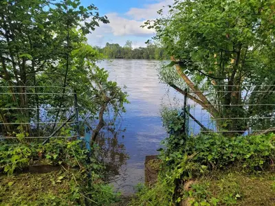 Vue sur la rivière ou le fleuve situé(e) à proximité de la maison de vacances