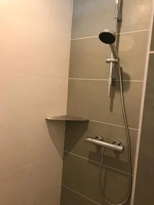 Salle de bains dans l'établissement Charmante petite maison