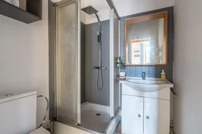 Salle de bains dans l'établissement Le Cap Blésois - Hyper centre