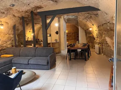 Coin salon dans l'établissement Evasion Troglodyte insolite spa et nature