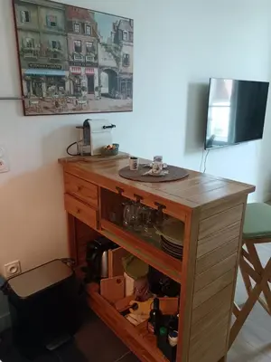 Télévision ou salle de divertissement dans l'établissement Agréable logement à Loches