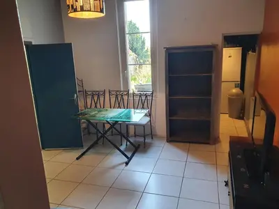 Plan de l'établissement T2 COMPLET BLOIS Centre 38 M2-Parking et linge inclus
