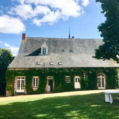 Grand Gite à Parcé Sur Sarthe