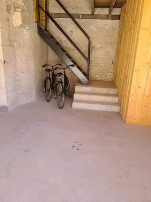 Vélo sur le terrain de l'établissement Gîte de l'Aiguille ou dans les environs