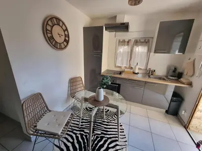 Cuisine ou kitchenette dans l'établissement Maison cocon Bali