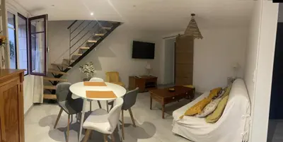 Coin salon dans l'établissement MAISON à la CAMPAGNE