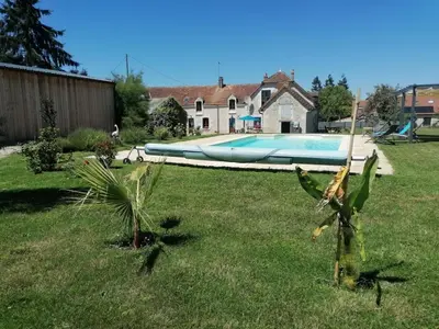 Piscine de l'établissement Gîte Hibou avec piscine 4-6 personnes ou située à proximité