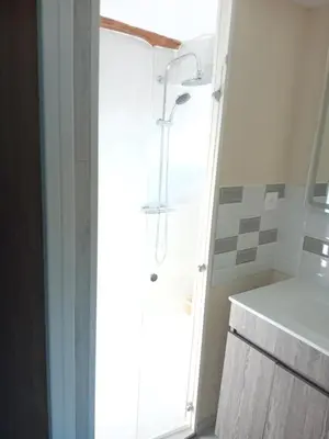 Salle de bains dans l'établissement la sterne