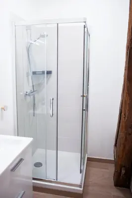 Salle de bains dans l'établissement Logement Cosy au cœur de Blois
