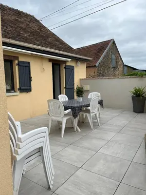 Terrasse ou espace extérieur de l'établissement Maison proche des 24h du Mans