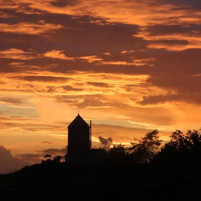 Lever ou coucher de soleil vu de la maison de vacances ou à proximité
