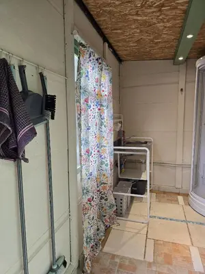 Cuisine ou kitchenette dans l'établissement Trianon Camp's - Micro-camping privatif proche château de Villandry