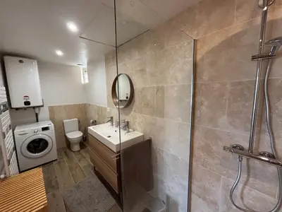 Salle de bains dans l'établissement Oscar et Marcelle