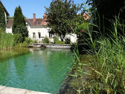 Piscine de l'établissement Jardin de Canaan ou située à proximité