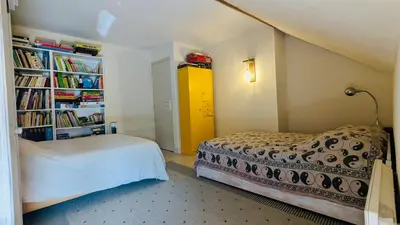 Un ou plusieurs lits dans un hébergement de l'établissement Bourg, familial, cour, la Maison d'Ouchet