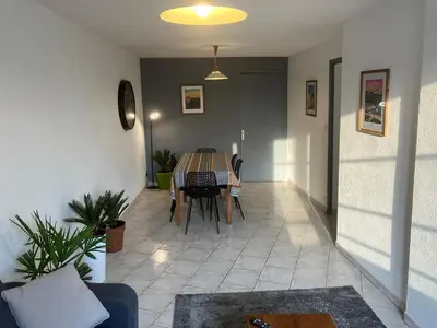 Coin salon dans l'établissement Grand appartement centre ville château St Pierre