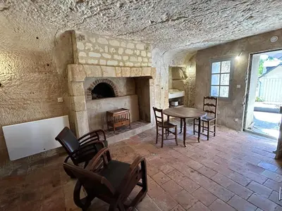 Coin salon dans l'établissement Habitat troglodyte typique et confortable