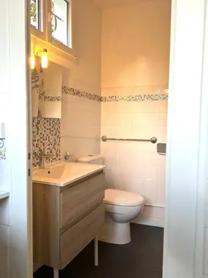 Salle de bains dans l'établissement La Pause Blésoise - Proche Gare Blois