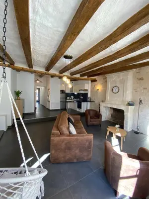 Coin salon dans l'établissement Appartement de charme L'écrin du Castel Classé 3 étoiles