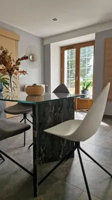 Coin salon dans l'établissement Le Clos des Champis