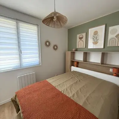 Fully equipped one-bedroom apartment