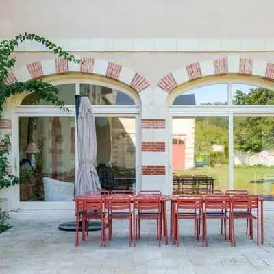 Grande maison familiale 15 p entre Azay et Chinon