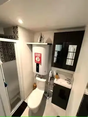 Salle de bains dans l'établissement le Nook - Studio cosy au Mans