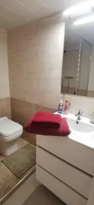 Salle de bains dans l'établissement Logement - Proche Gare SNCF & Bus