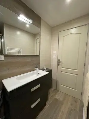 Salle de bains dans l'établissement Gîte au cœur de la vallée de la Loire