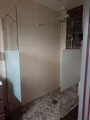 Salle de bains dans l'établissement Chambre d'Hôtes