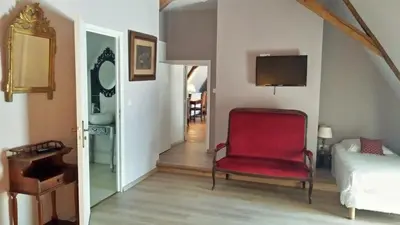 Télévision ou salle de divertissement dans l'établissement Manoir de la Touche