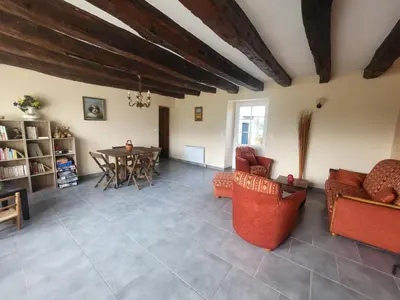 Coin salon dans l'établissement Grande maison conviviale proche de Tours