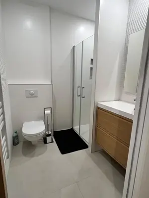 Salle de bains dans l'établissement Belle Maison tout confort bord de Loire